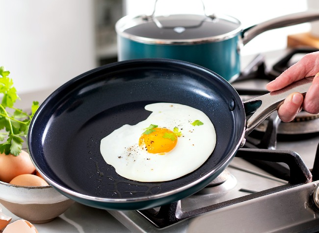 Granitestone Emerald Mini Nonstick Egg Omelet Pan 5.5” Single Serve Frying  Pan / Skillet, Diamond Infused, Multipurpose Pan 