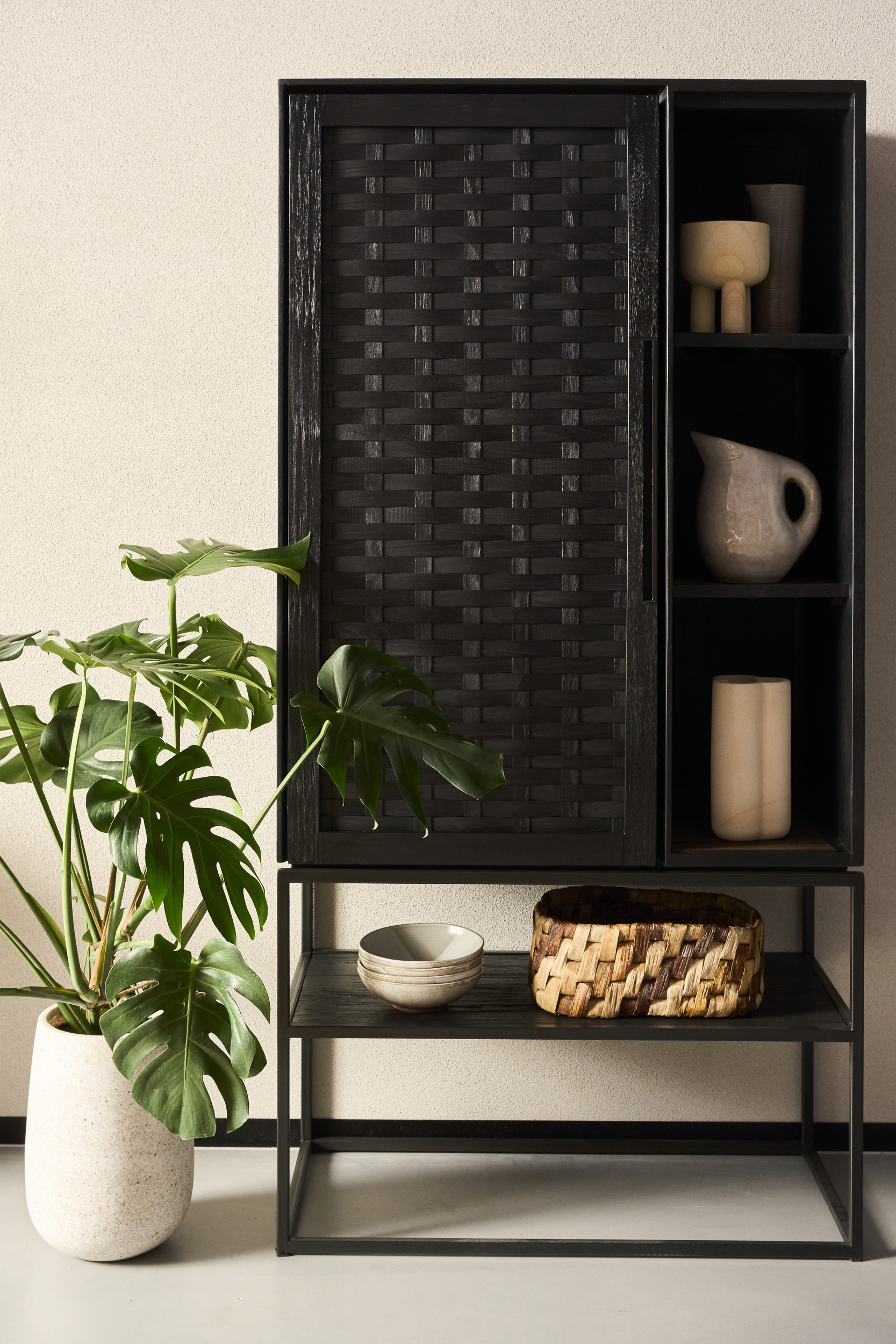 dBodhi Karma Cabinet - 1 Door/1 Open Rack