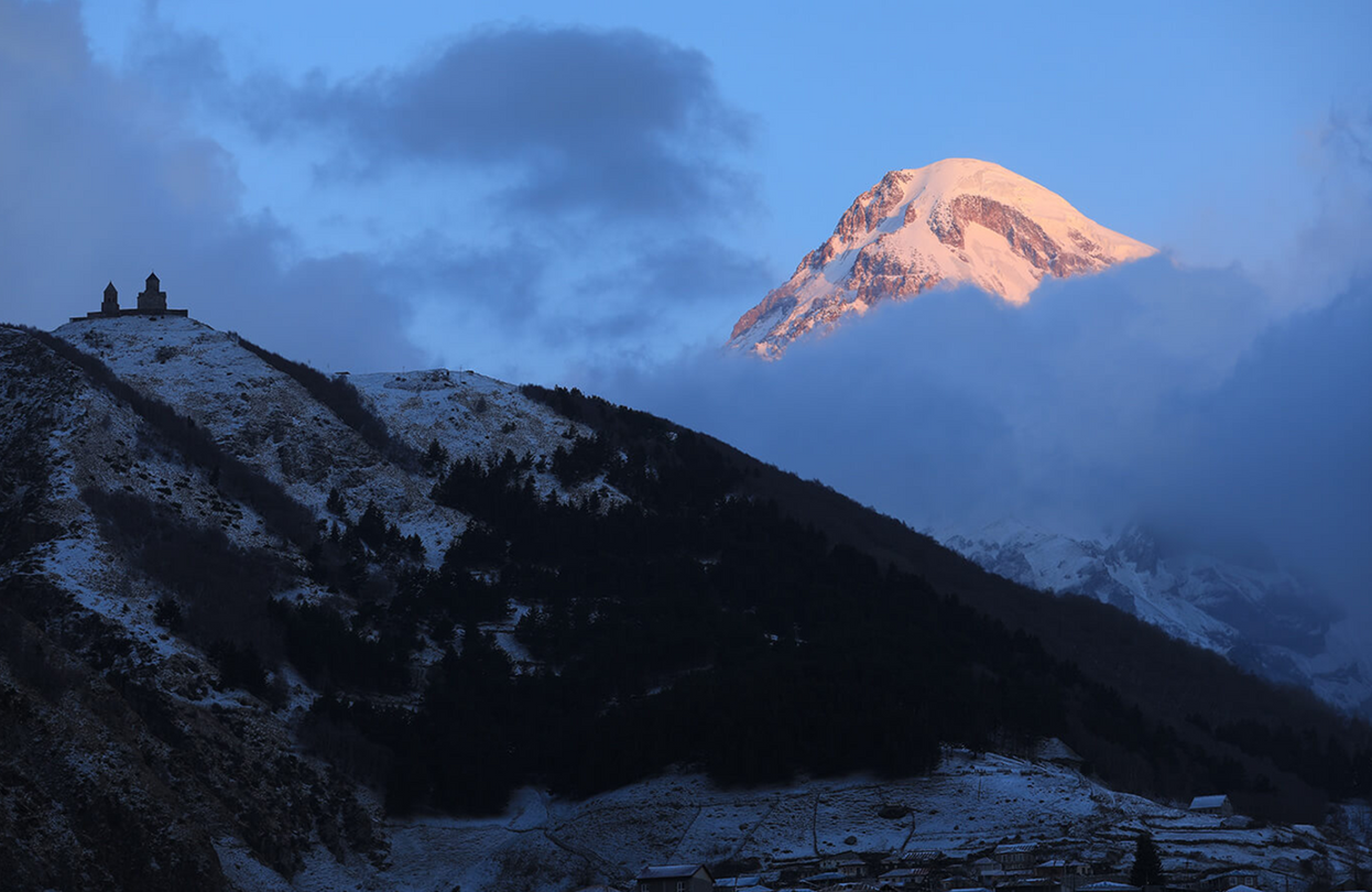 Sharp handheld telephoto shooting