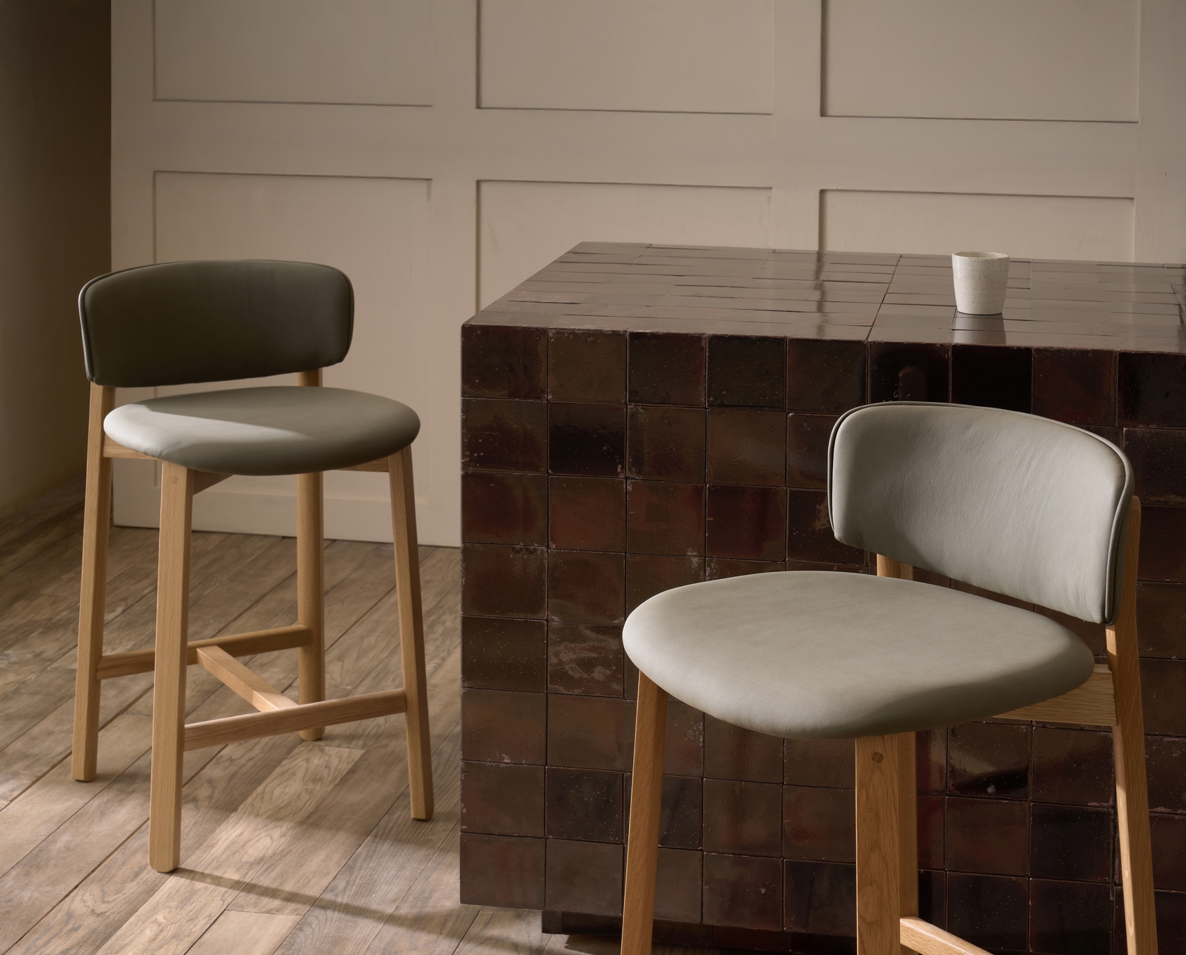 Pinta Counter Stool