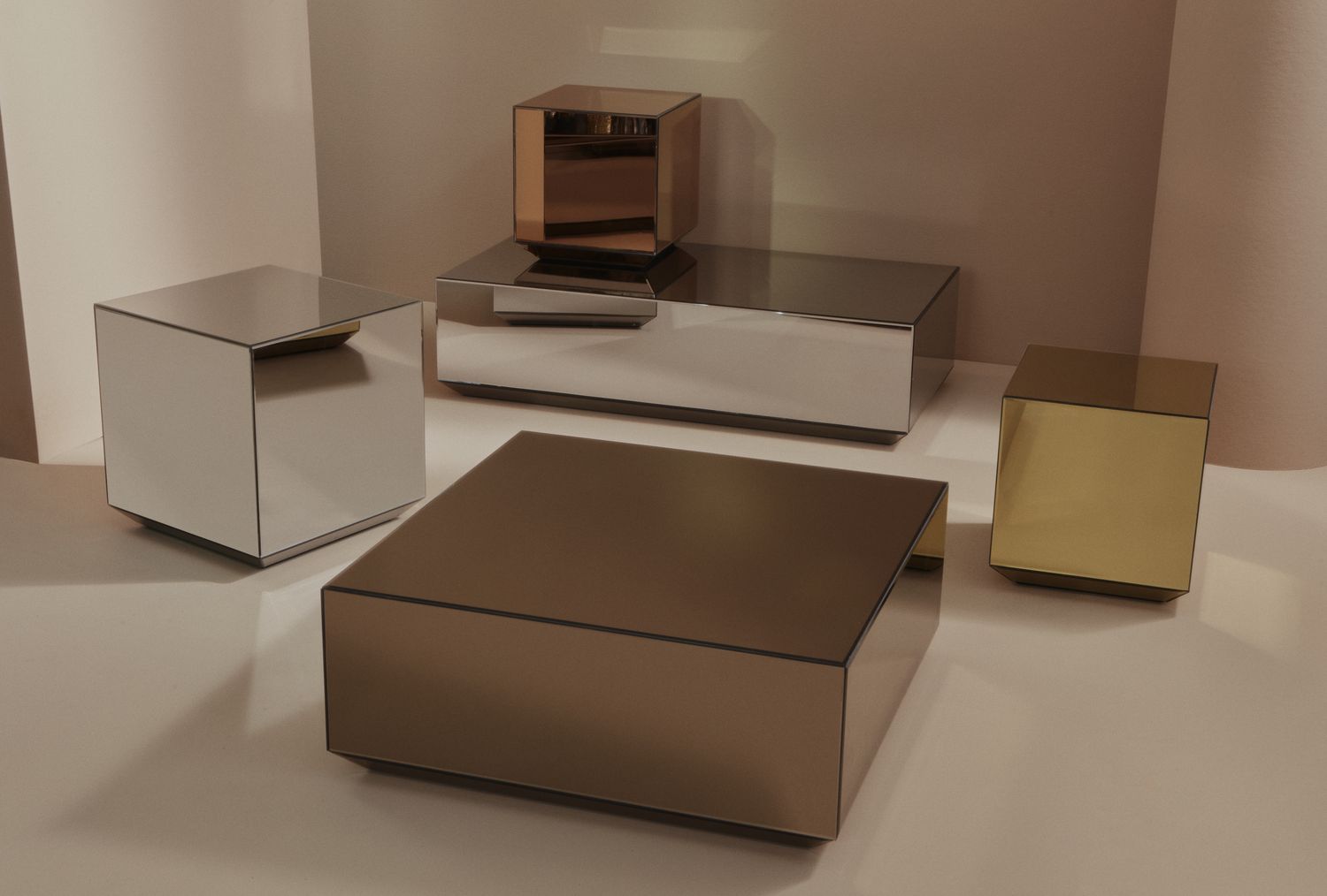 Speculum Rectangular Coffee Table