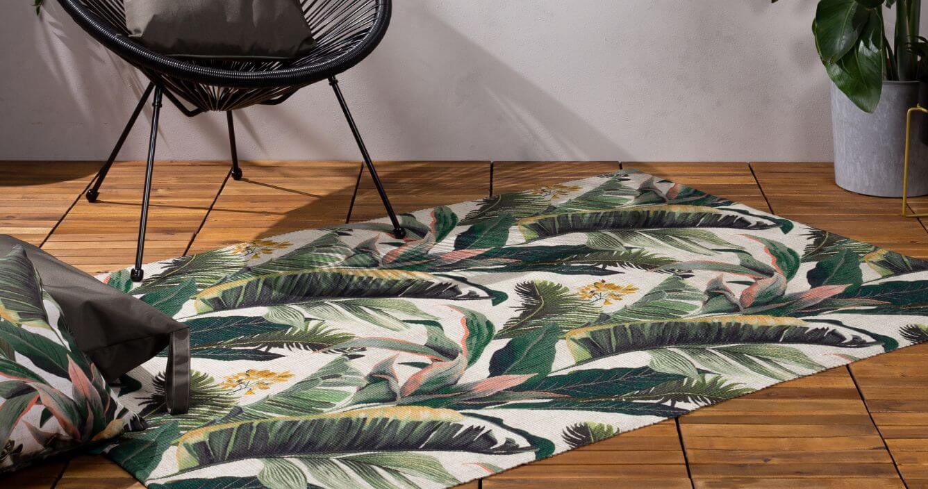 Outdoor Living: What Is the Best Material for Rugs? – furn.com