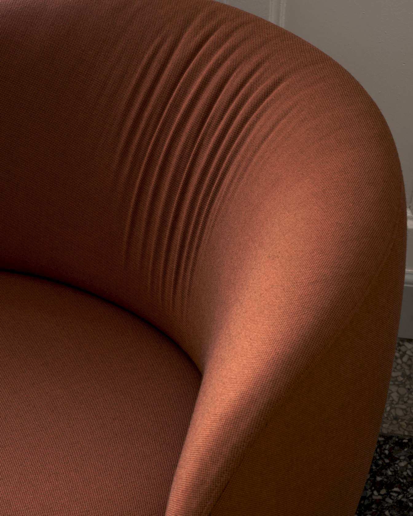 Ovata Large Lounge Chair