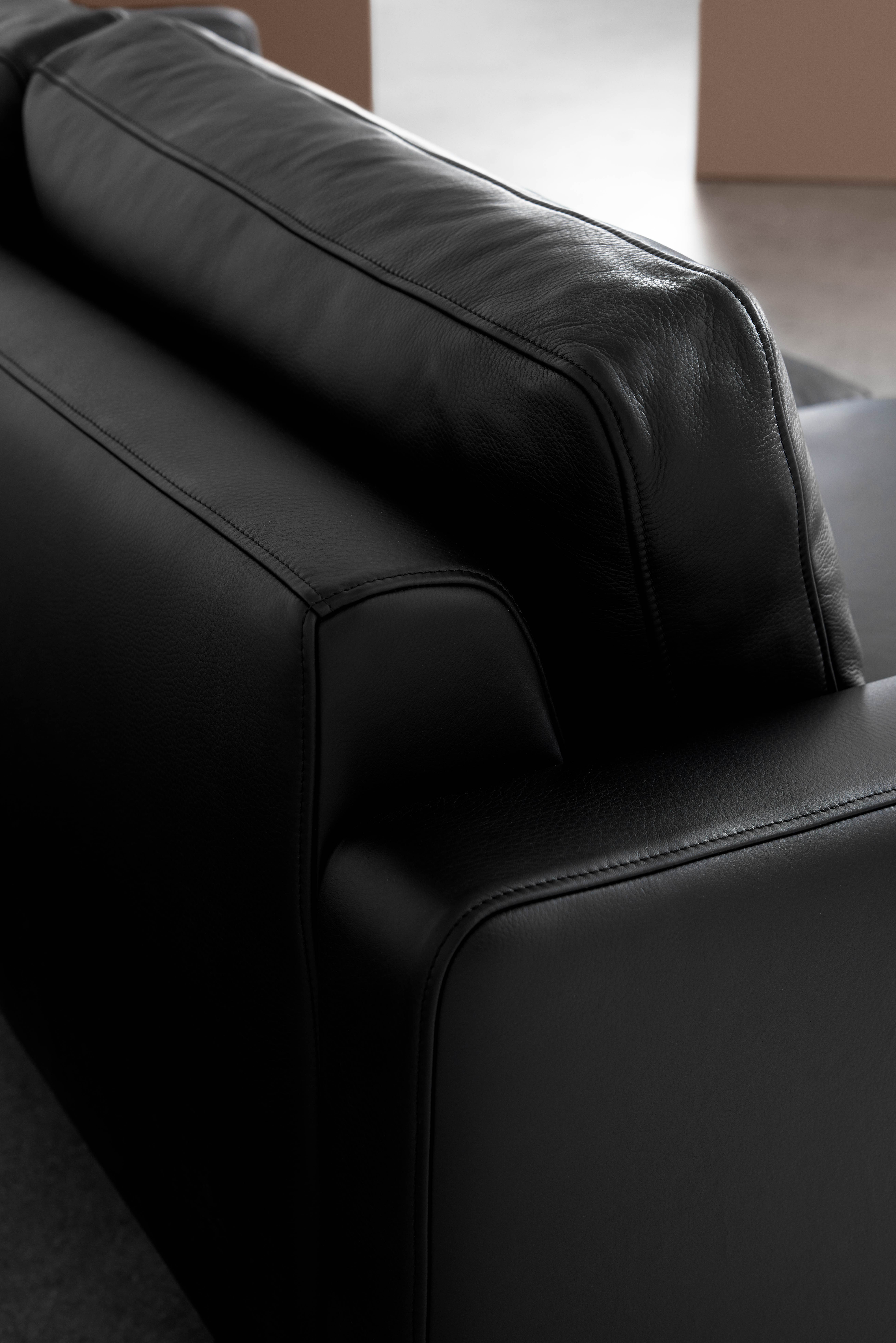 Edge V1 2.5 Seater Sofa