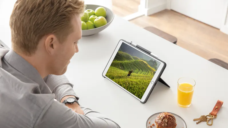Logitech 羅技 COMBO TOUCH iPad 第7代 10.2" 鍵盤 Logitech COMBO TOUCH iPad 7th gen 10.2" keyboard