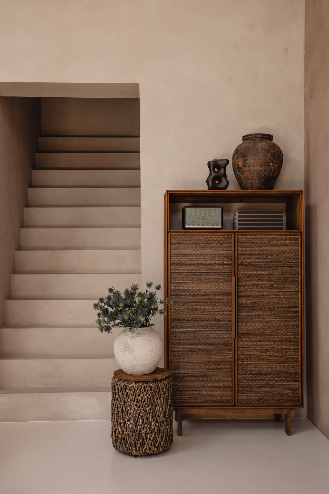 dBodhi Knut Side Table