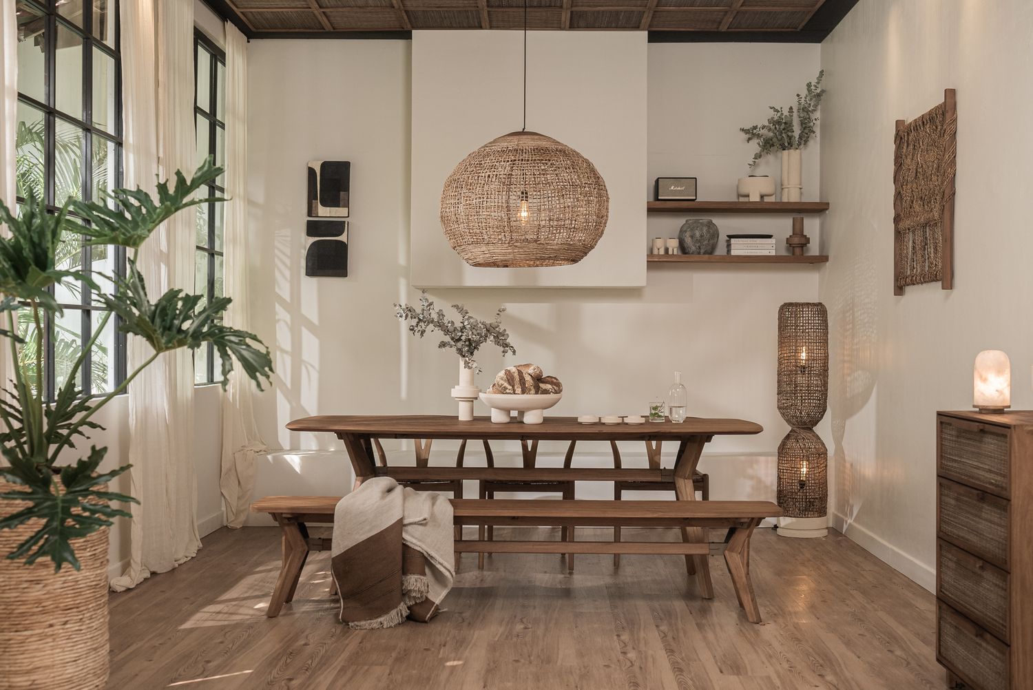 dBodhi Kupu-Kupu Ellipse Dining Table