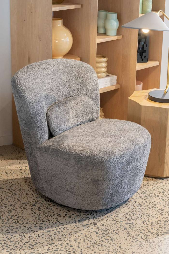 Loula Lounge Chair