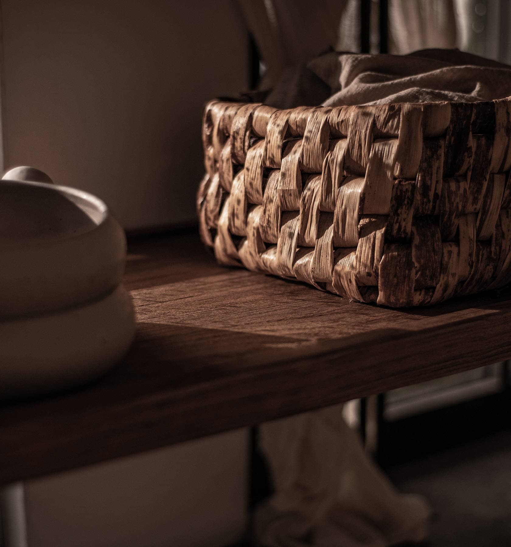 dBodhi Coco Oval Console Table with Tray