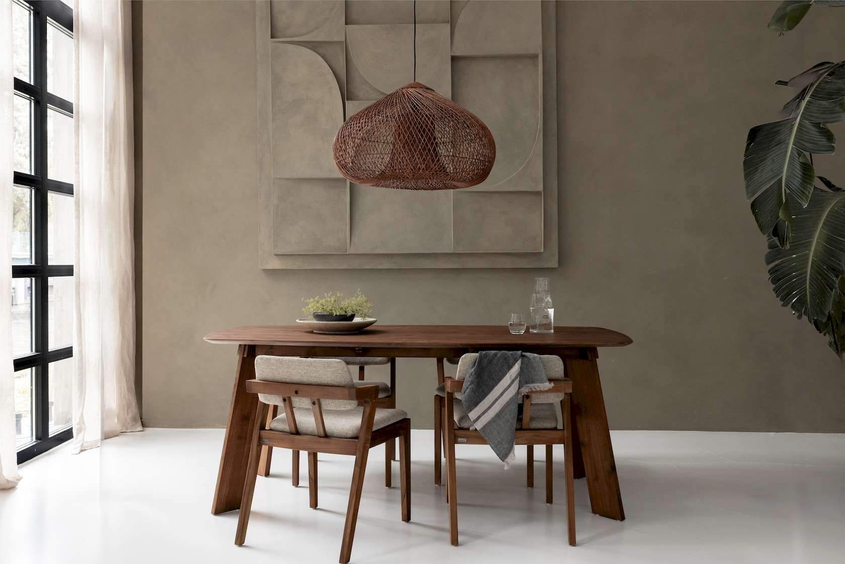 dBodhi Grace Dining Table