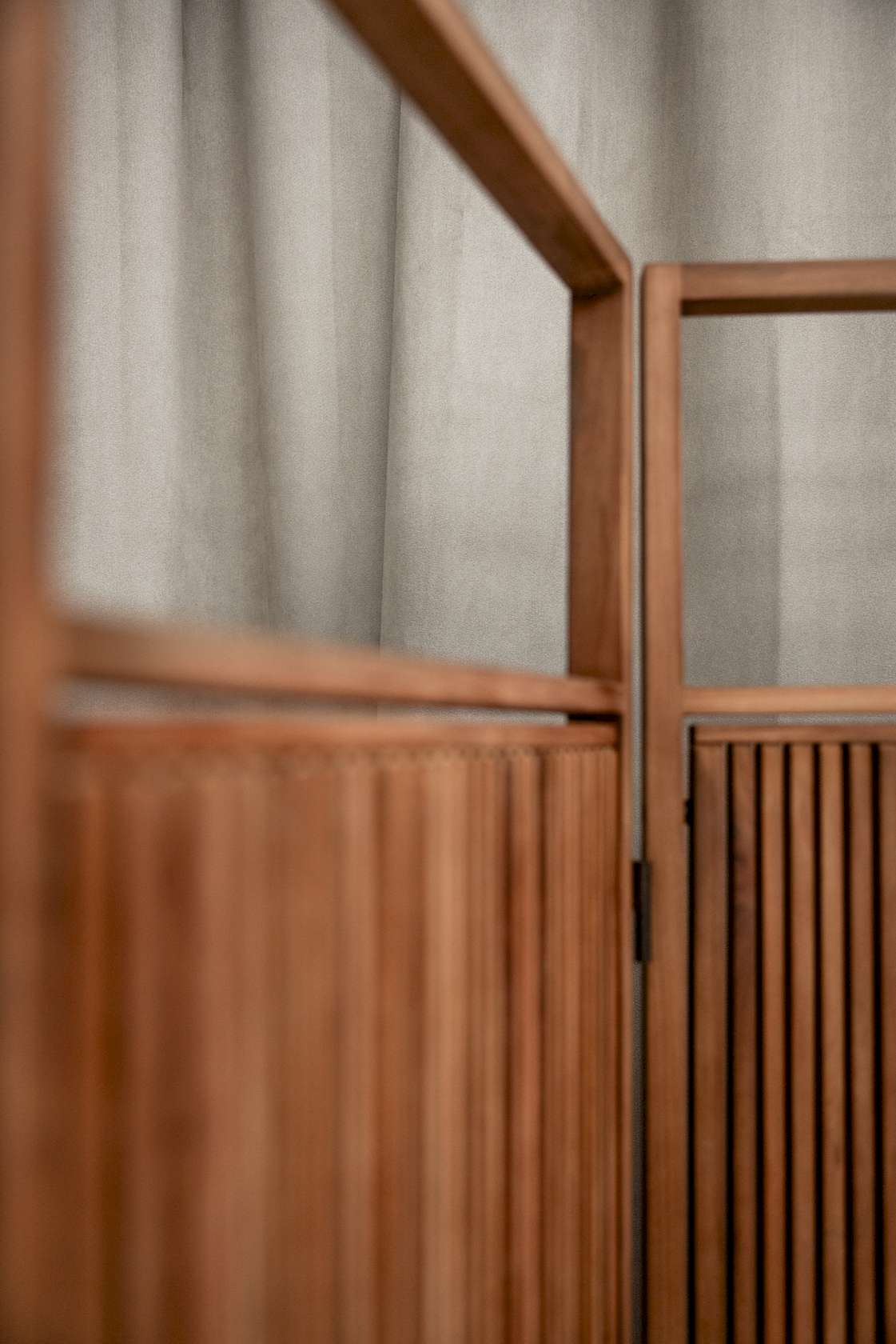 dBodhi Hopper Room Divider