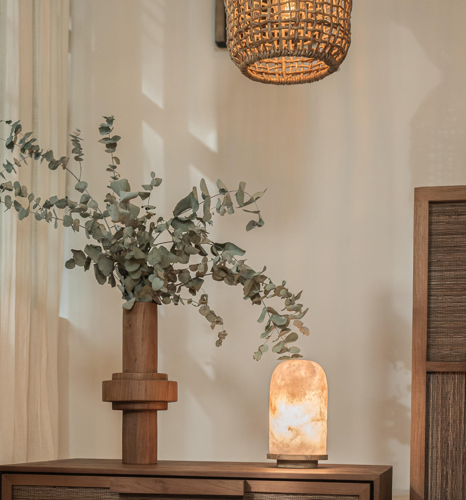 dBodhi Onyx Bullet Table Light