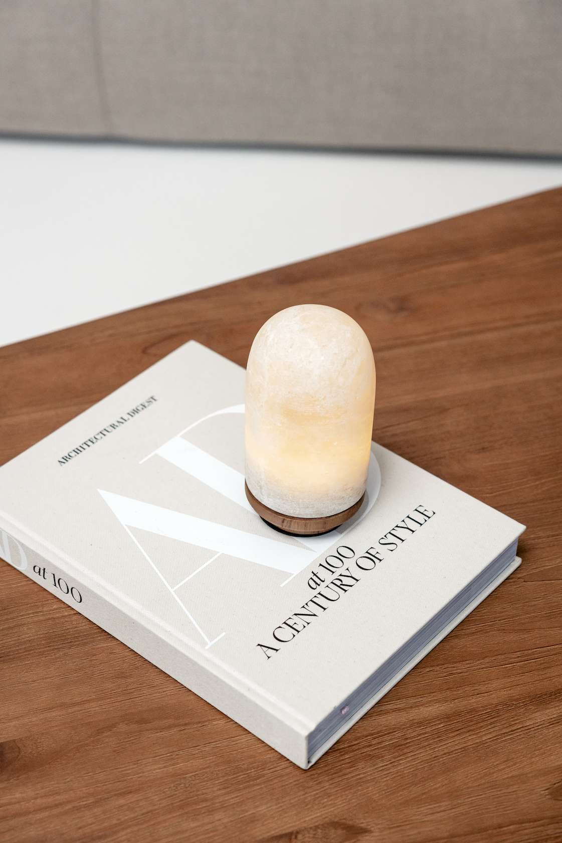 dBodhi Onyx Bullet Table Light