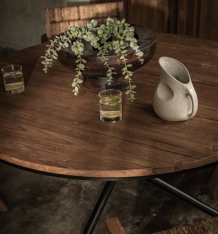 dBodhi Oxo Round Dining Table