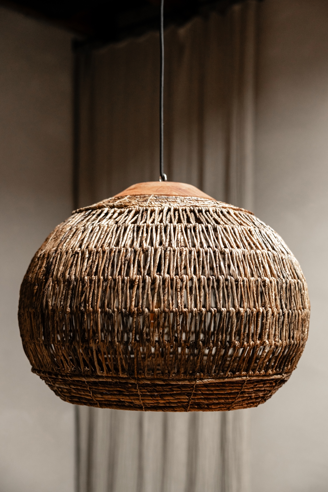 dBodhi Tumbler Wing Hanging Lampshade
