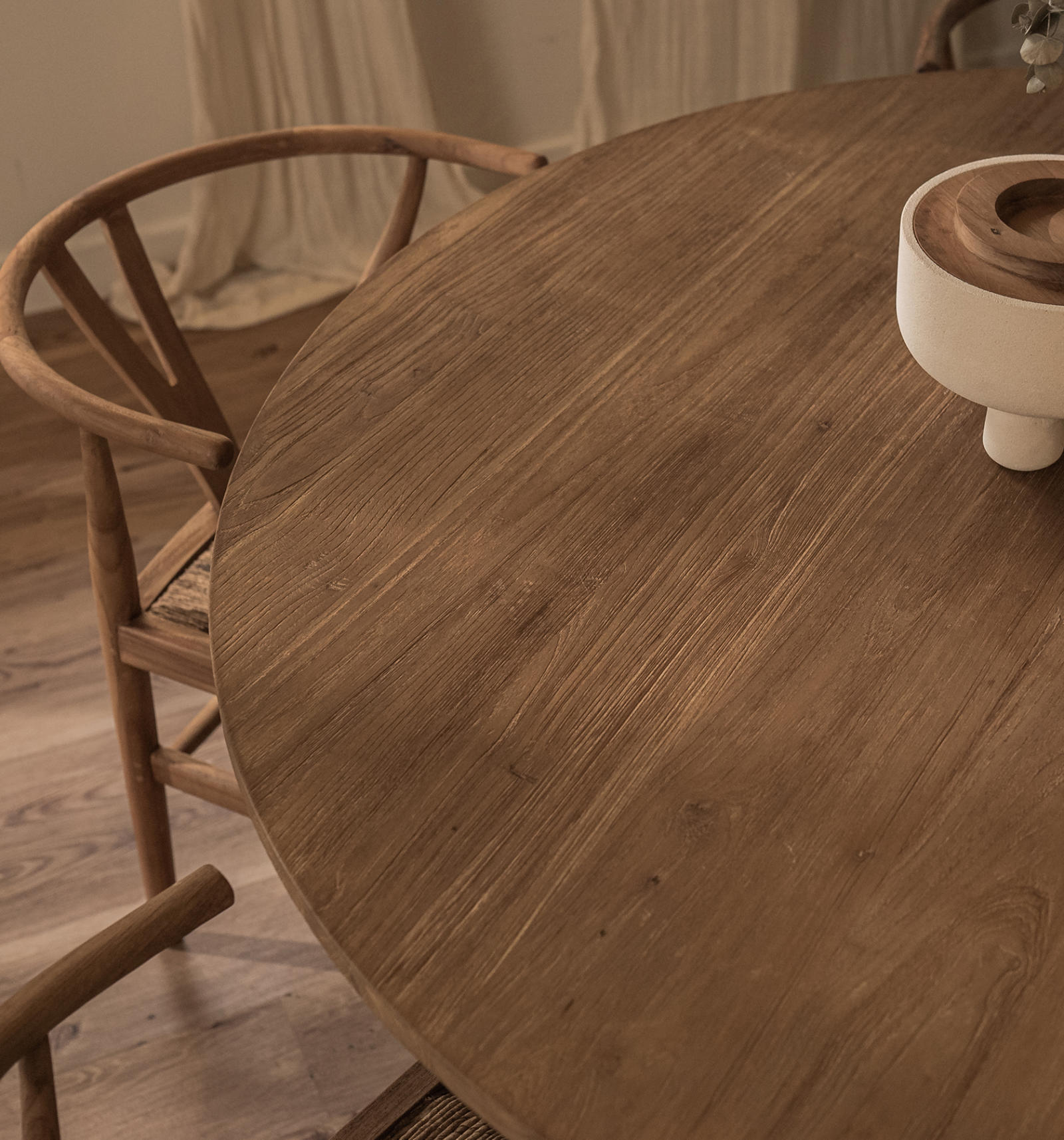 dBodhi Xono Round Dining Table