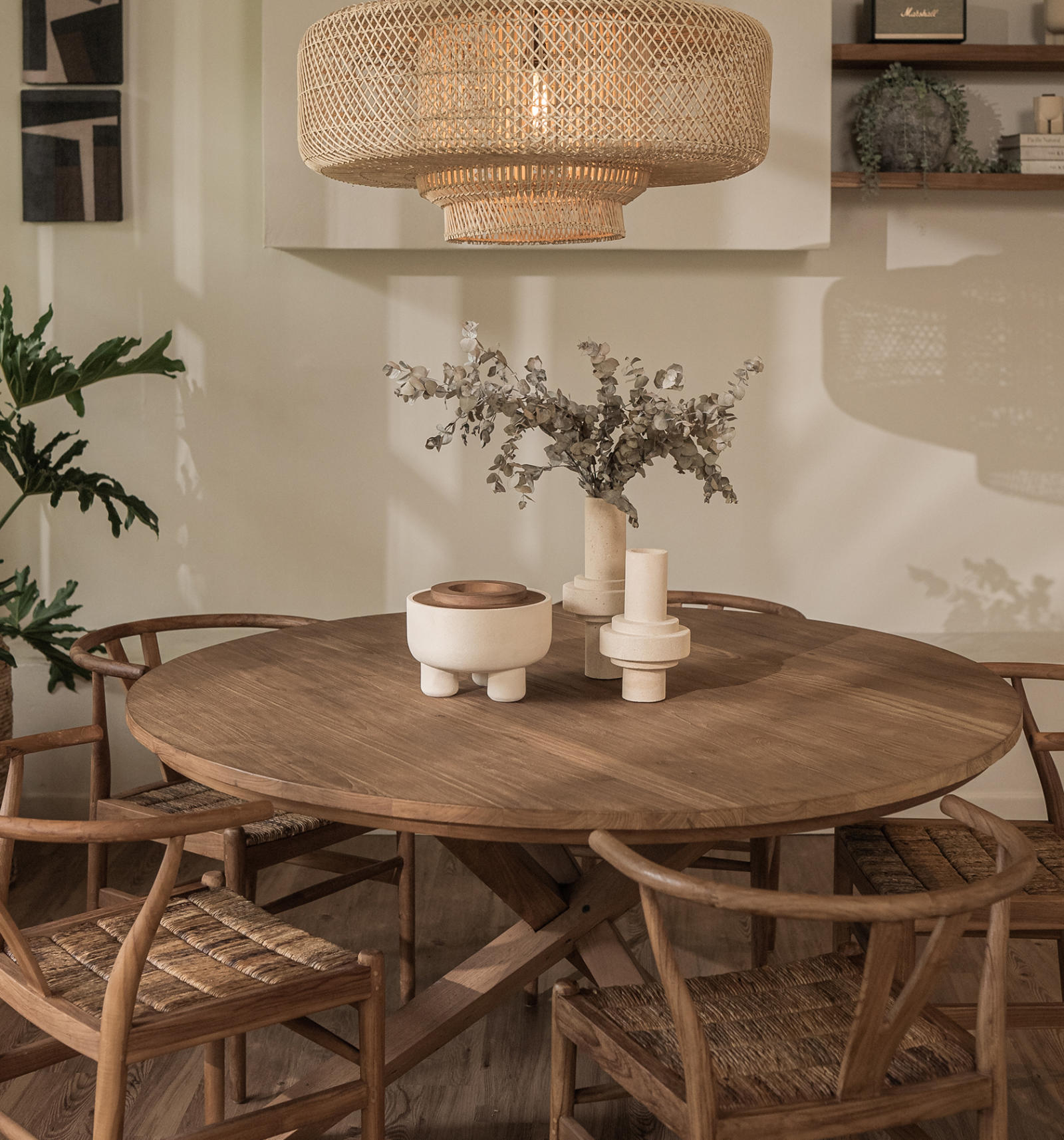 dBodhi Xono Round Dining Table