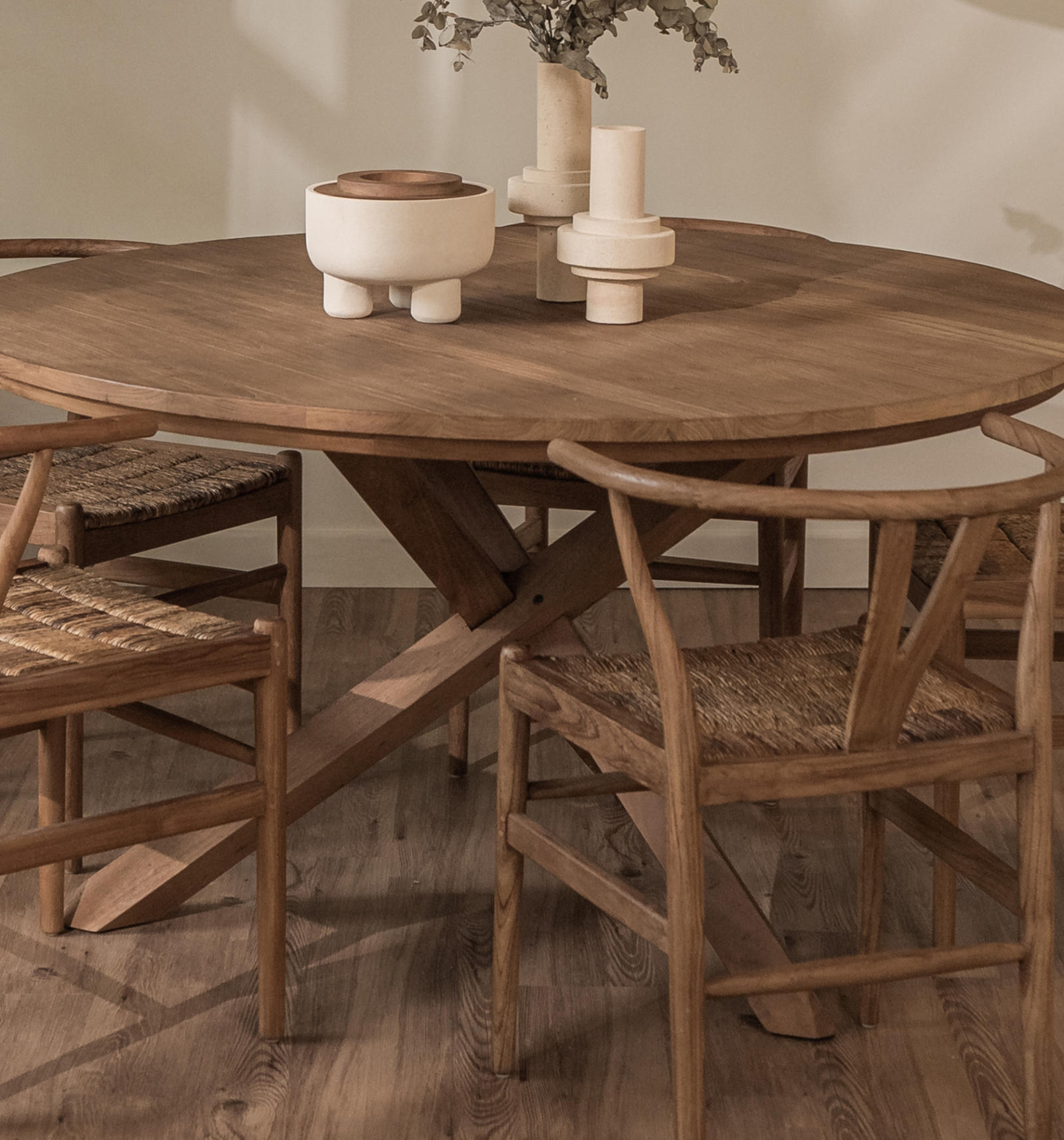 dBodhi Xono Round Dining Table