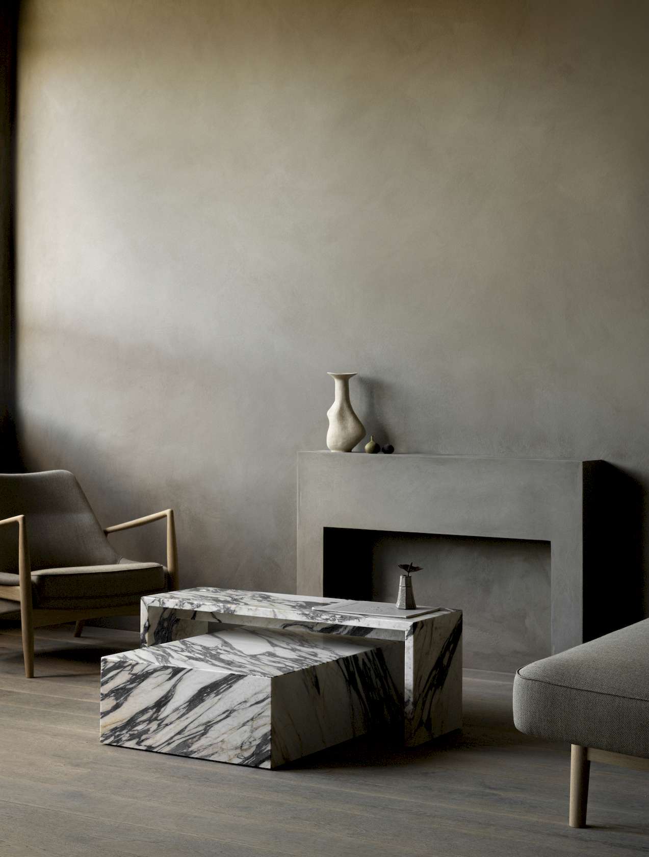 The Seal Low Back Lounge Chair
