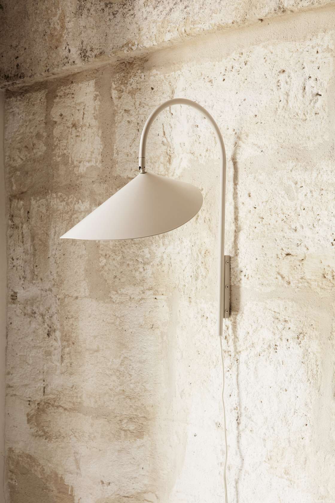 Arum Swivel Wall Lamp