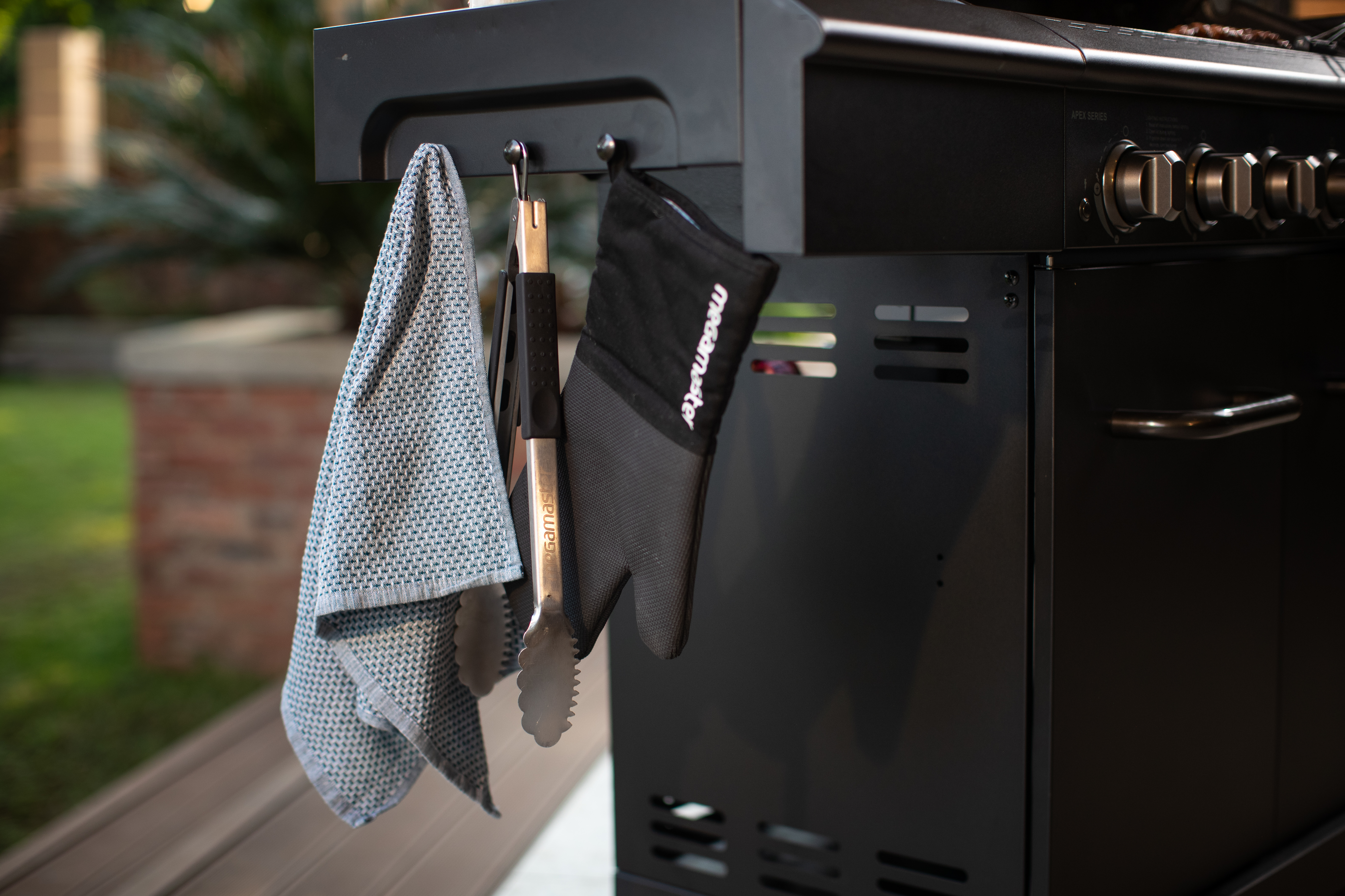 Accessory hooks