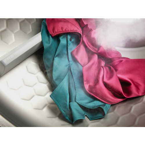 Miele T1 heat pump clothes dryer - TEL 785 Miele T1 熱泵乾衣機 - TEL 785