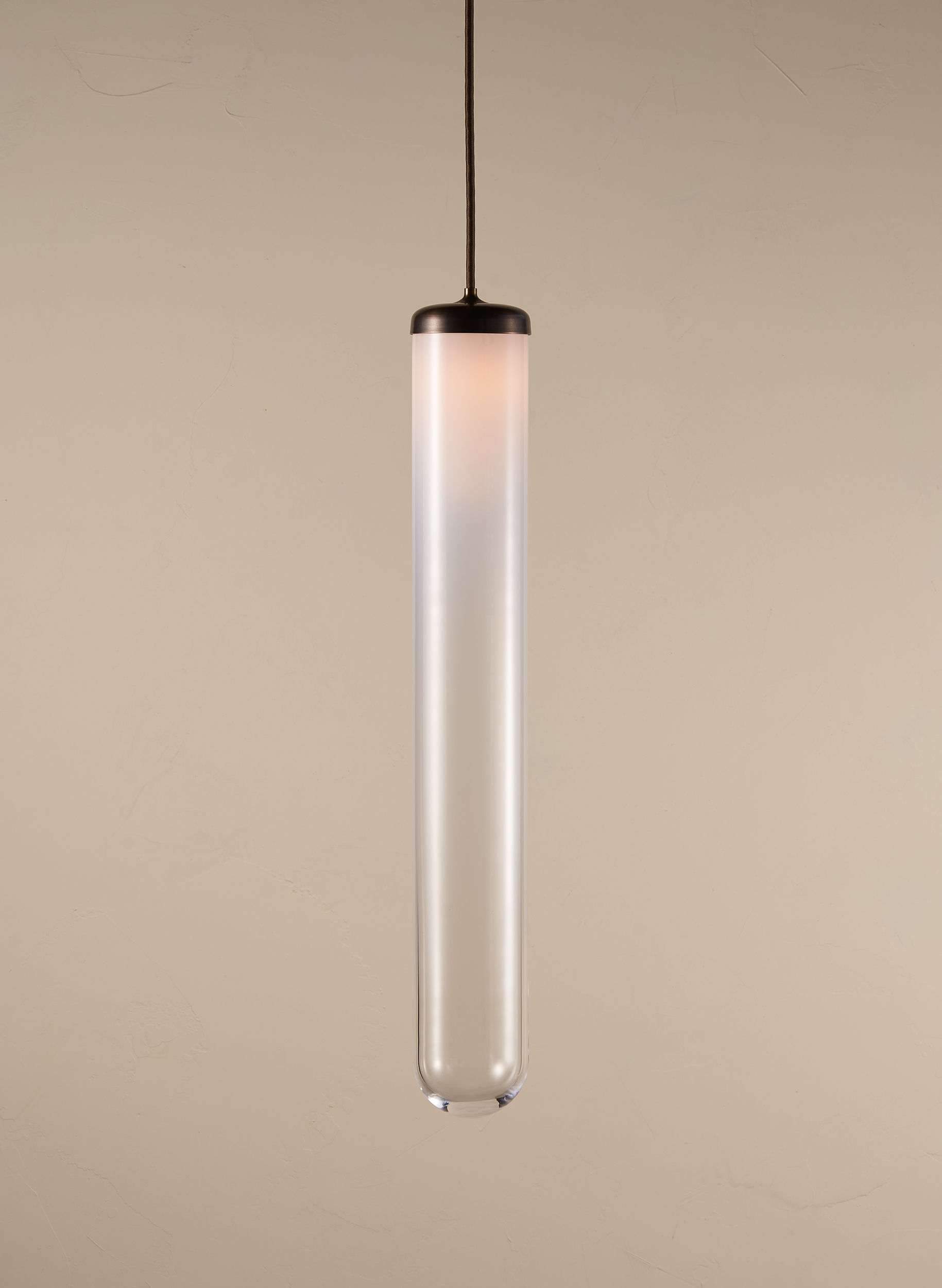 Lrg_Pendant_LightOn_5426.jpg?v