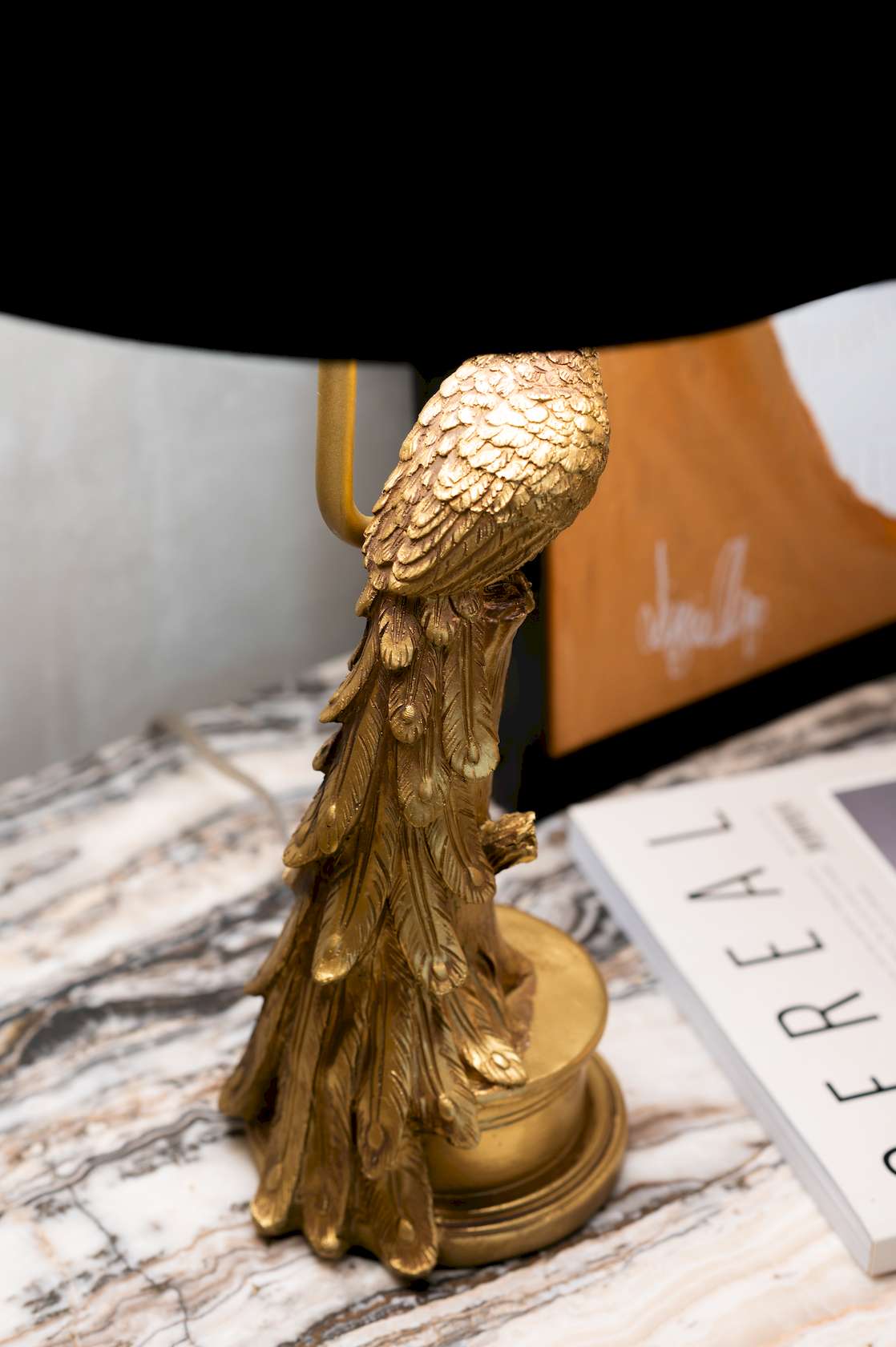 Peacock Table Lamp - Black