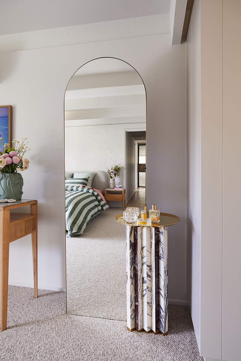 Tiramisu Floor Mirror