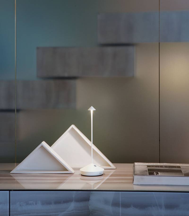 Pina Table Lamp
