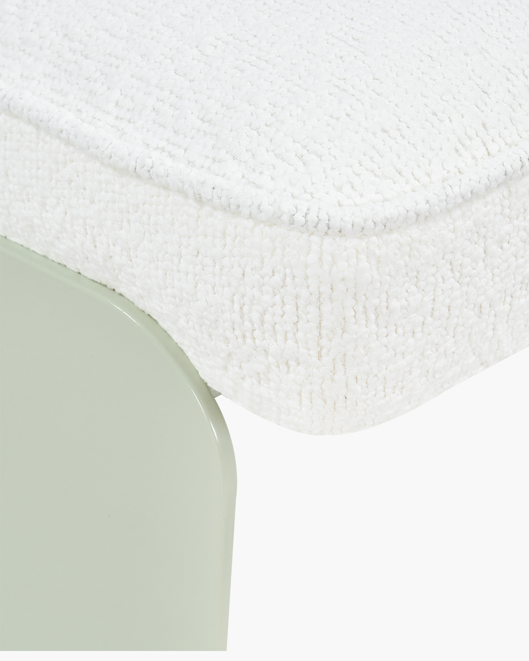 Outdoor Gloss Dougie Lounge Chair