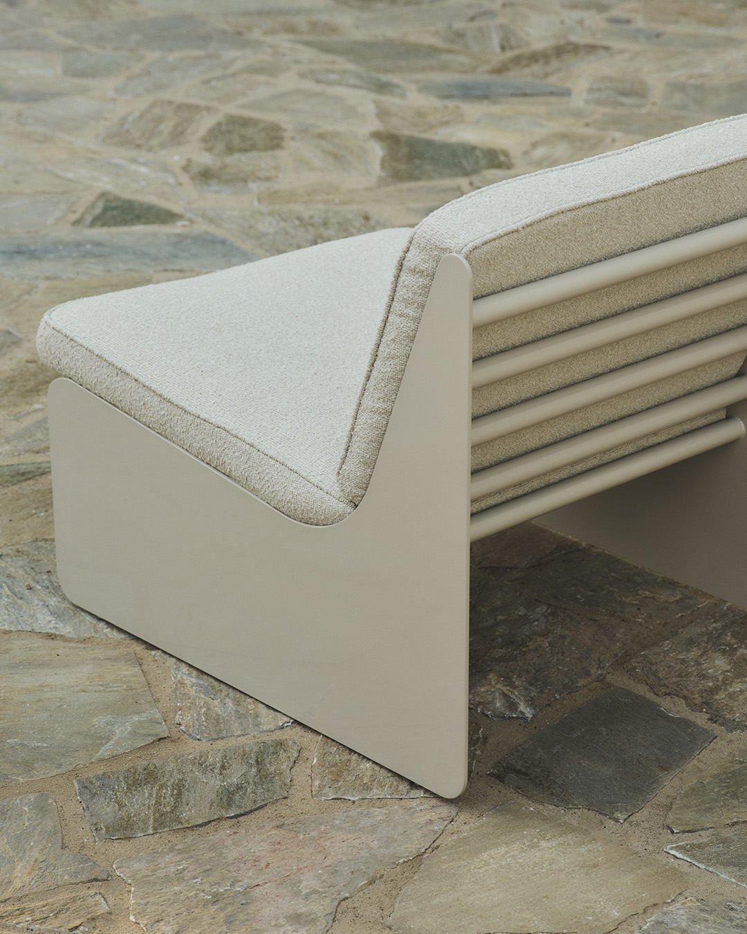Outdoor Gloss Dougie Lounge Chair