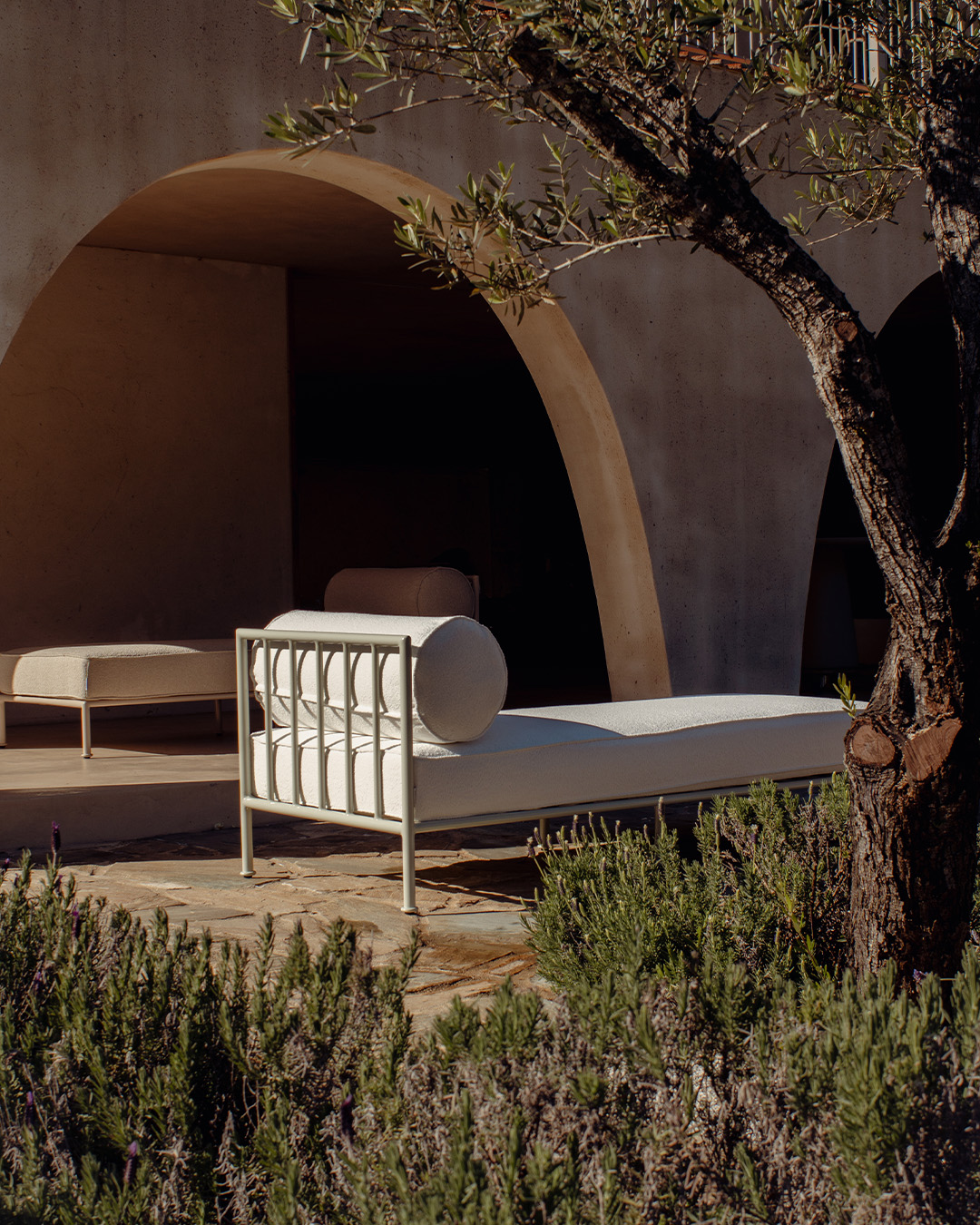 Outdoor Gloss Rowe Single Sun Lounge