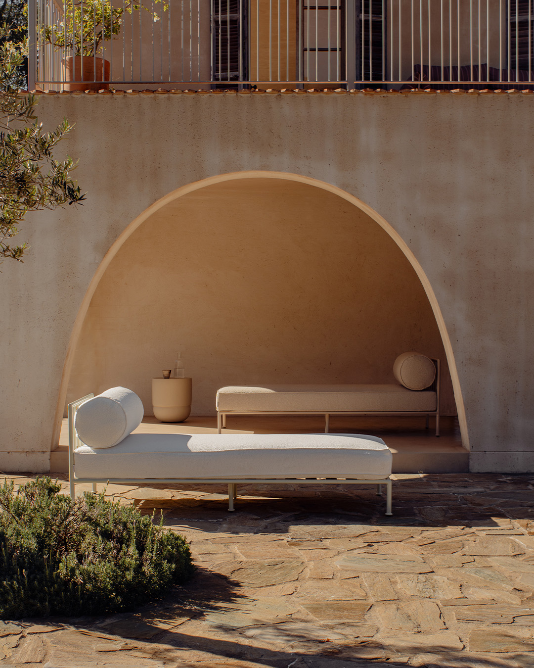 Outdoor Gloss Rowe Single Sun Lounge