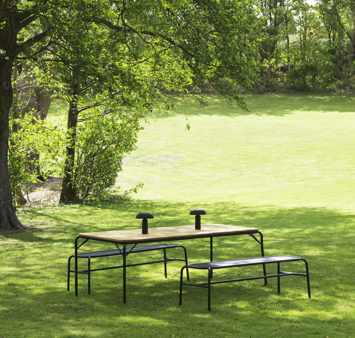 Vig Dining Table