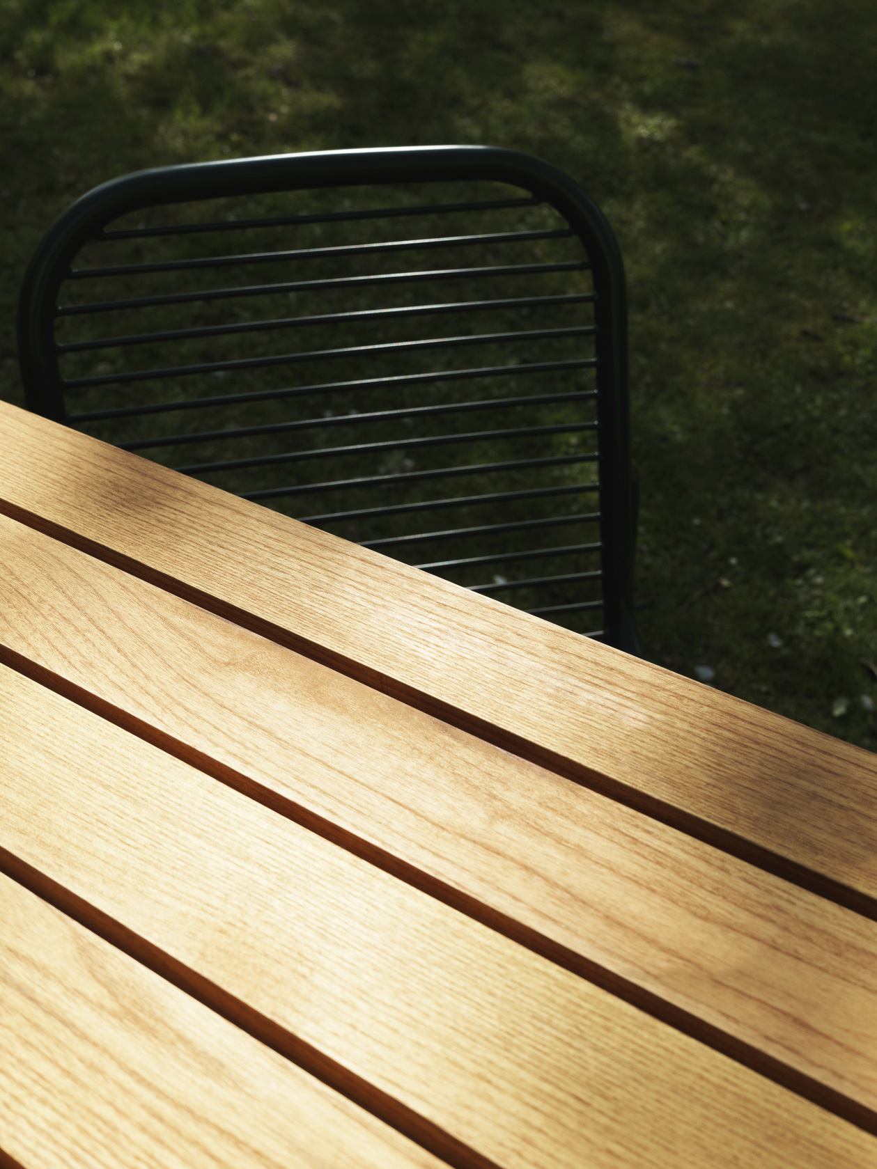 Vig Dining Table