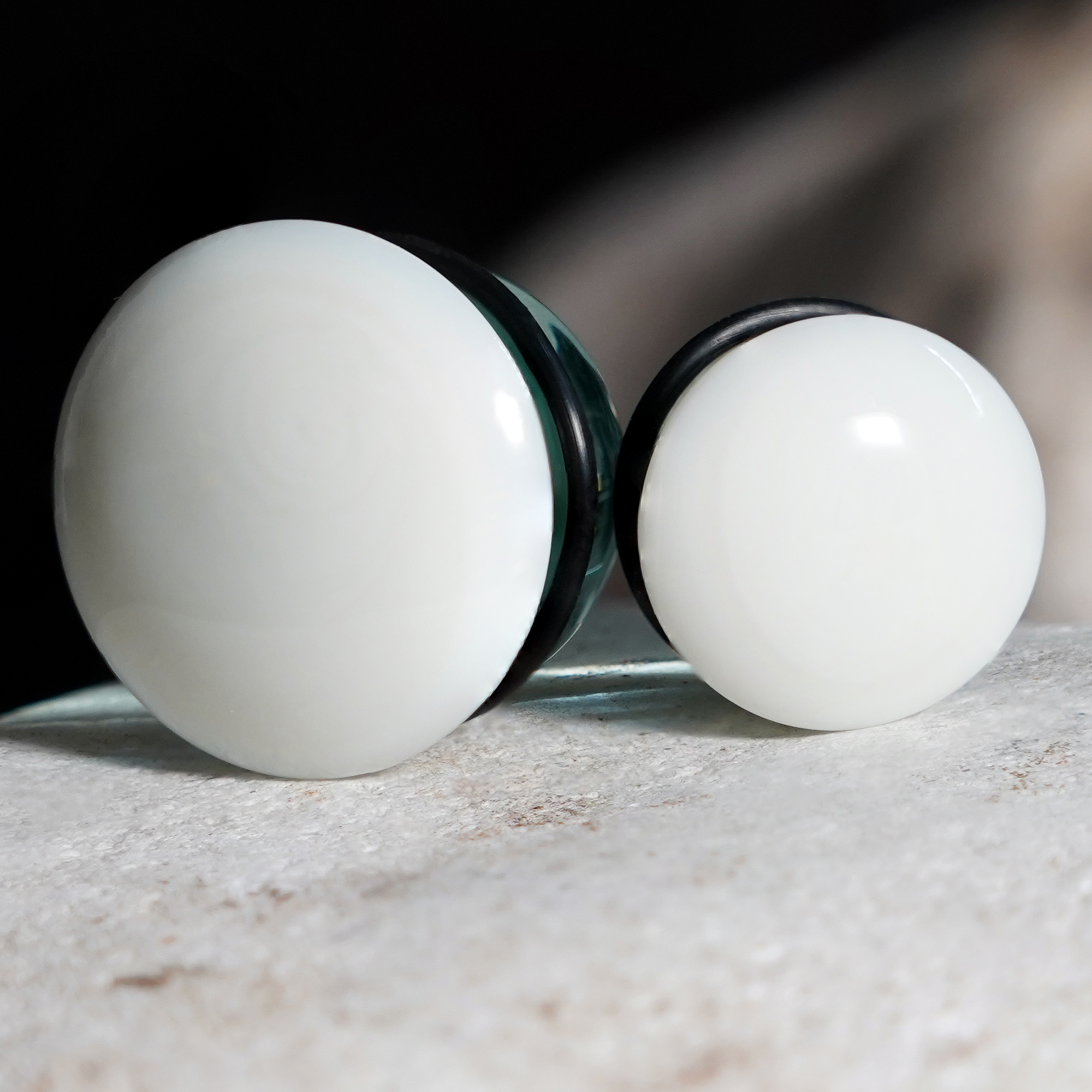 Alternative  Clear & White Single Flare Glass Plug / Gauge
