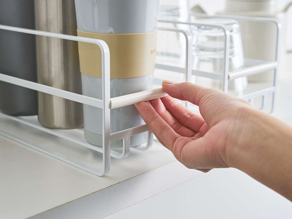 Slim Mug & Glass Rack : A clever move