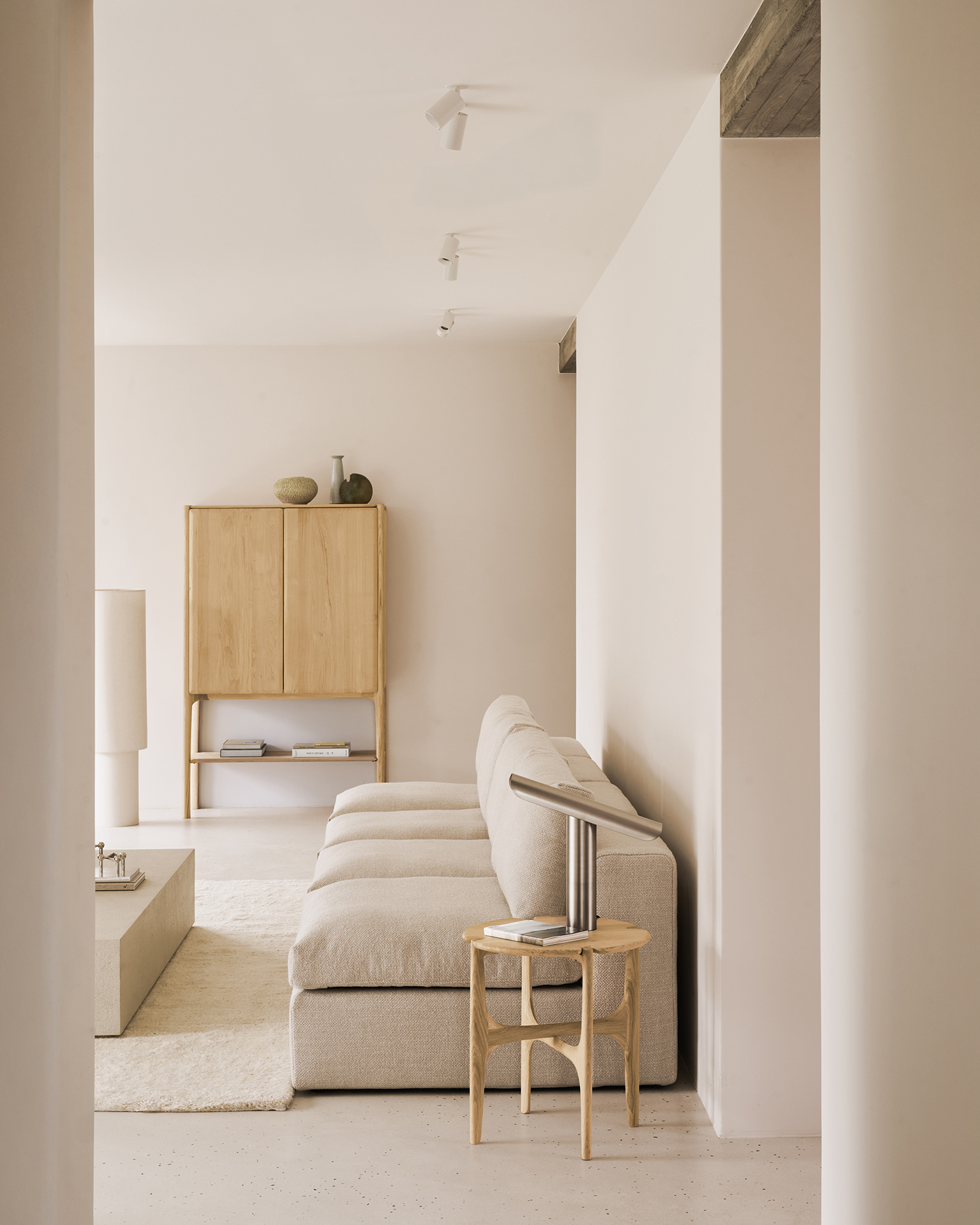 Ethnicraft Oak PI Side Table