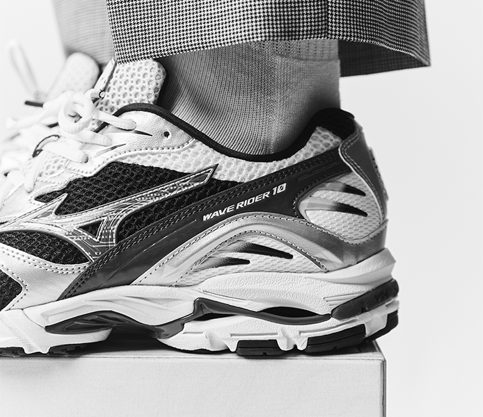 WAVE RIDER 10 | Sportstyle Shoes | Mizuno Australia