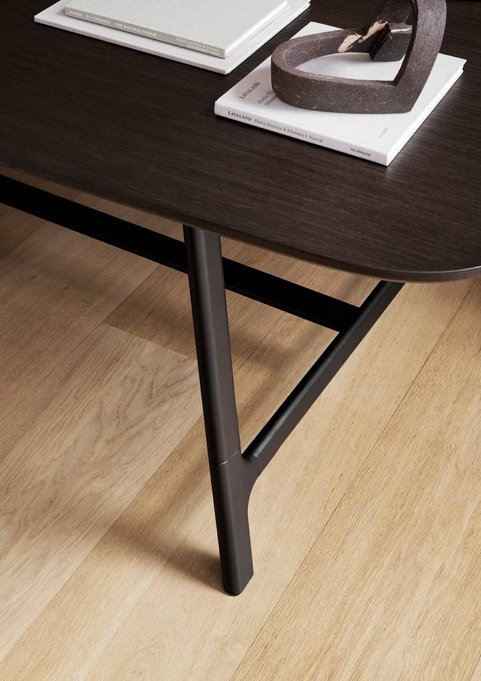 Vector Dining Table