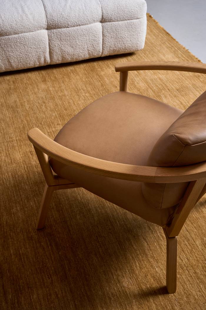 Sensu Lounge Chair - Pecan Alabama 003 - Light Oak Legs - Floor Stock