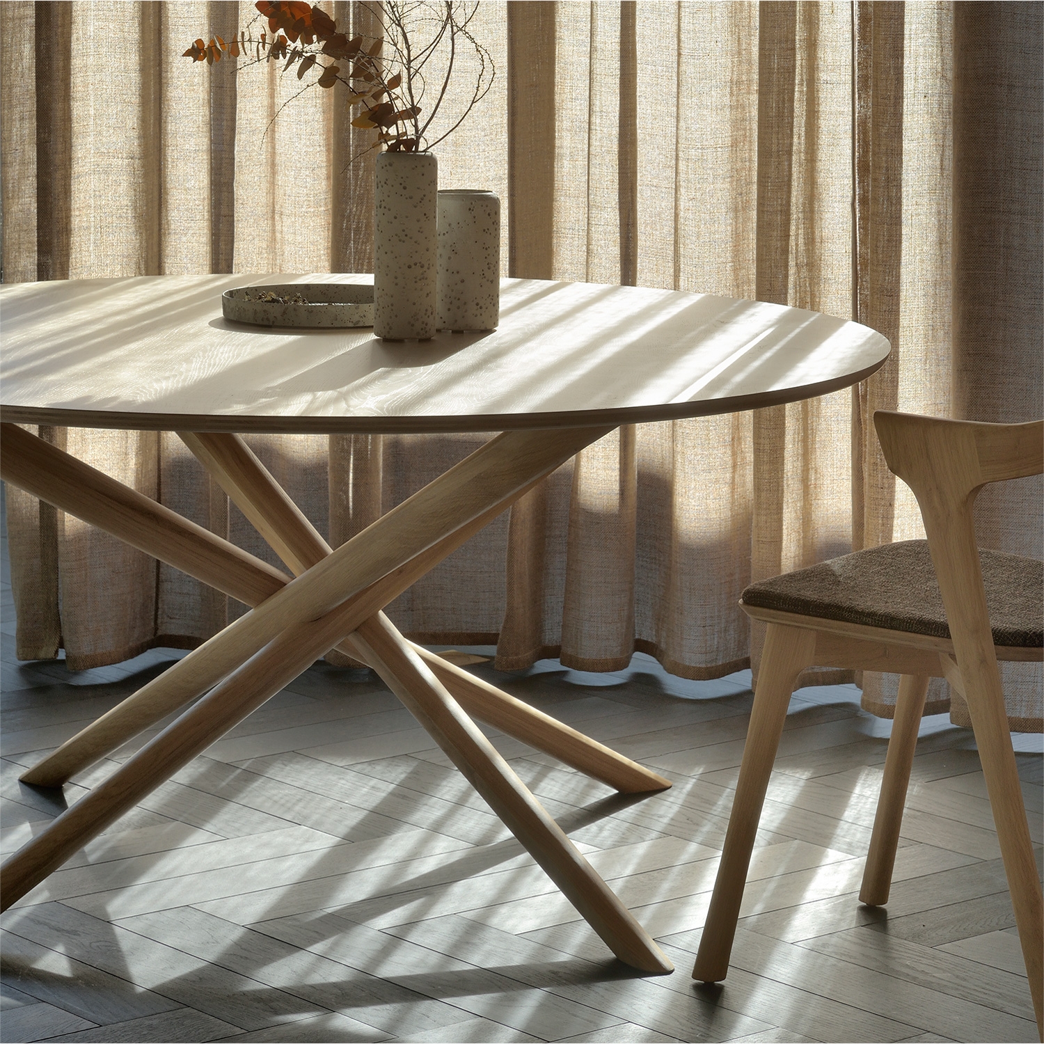 Ethnicraft Oak Mikado Round Dining Table - Floor Stock