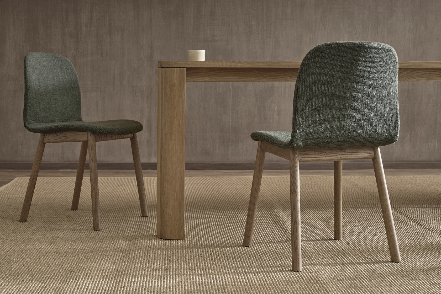 Com V2 Dining Chair