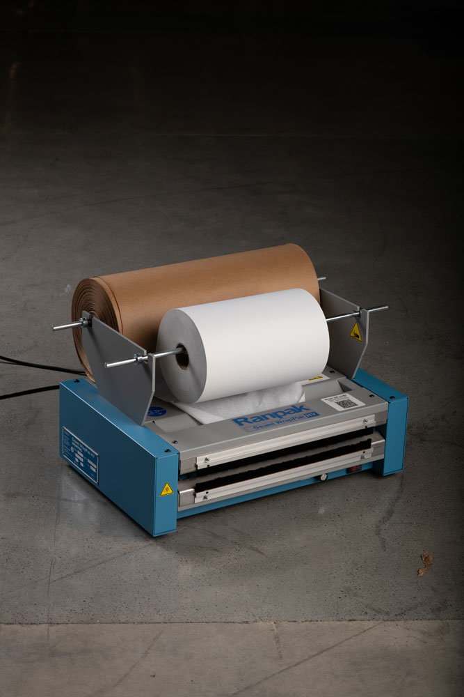 Geami WrapPak Ex Mini 450' x 14 Brown Die Cut Kraft Paper, White Interleaf  Tissue (Bubble Cushioning Alternative)