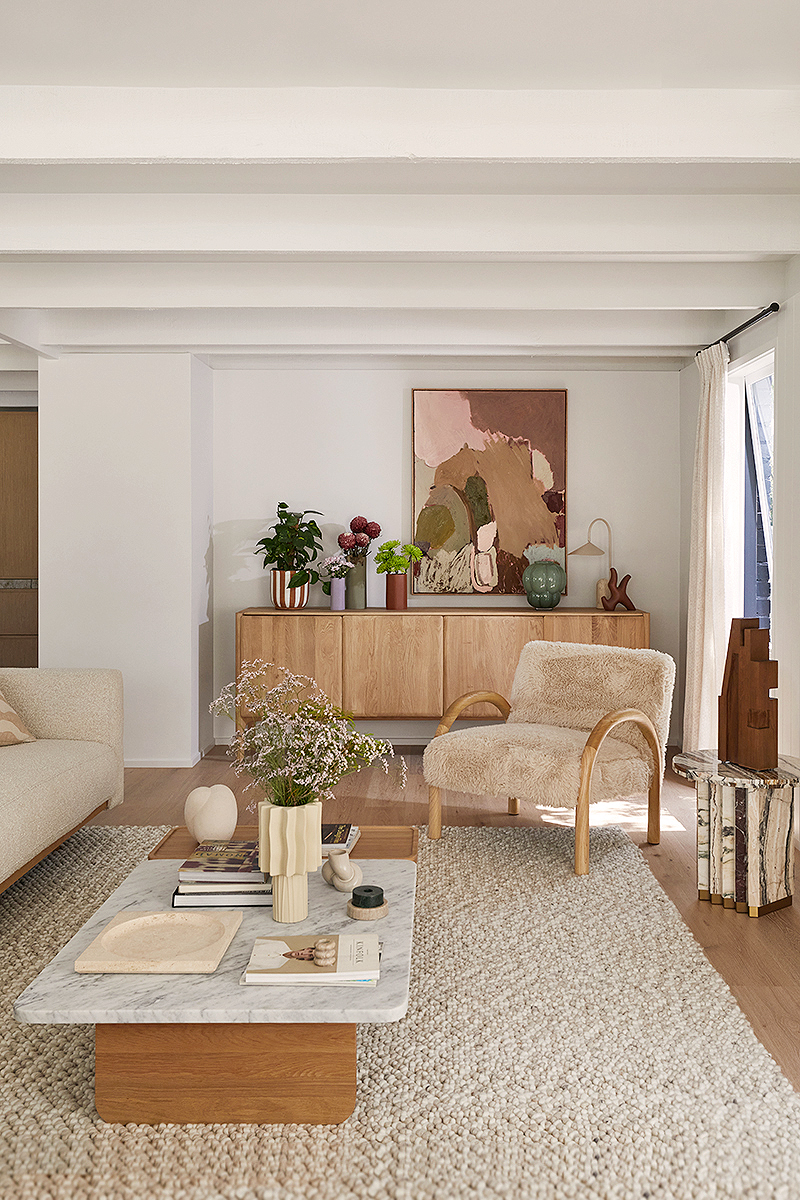 Clara Lounge Chair