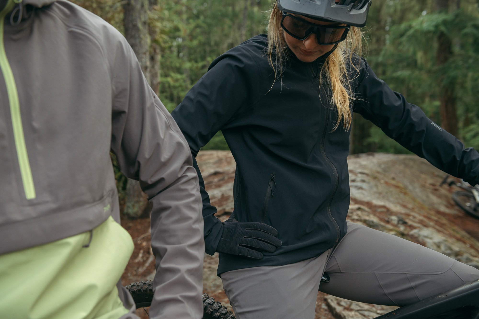 7Mesh Women's Resistance Jacket - Velo