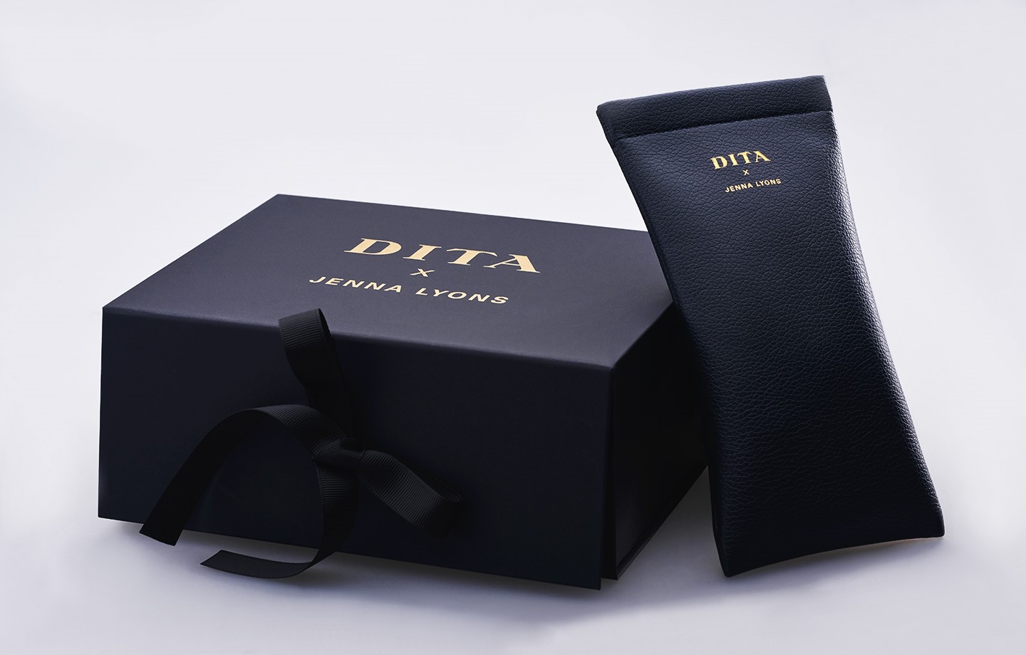 DITA Eyewear Box What's included in a DITA Eyewear package