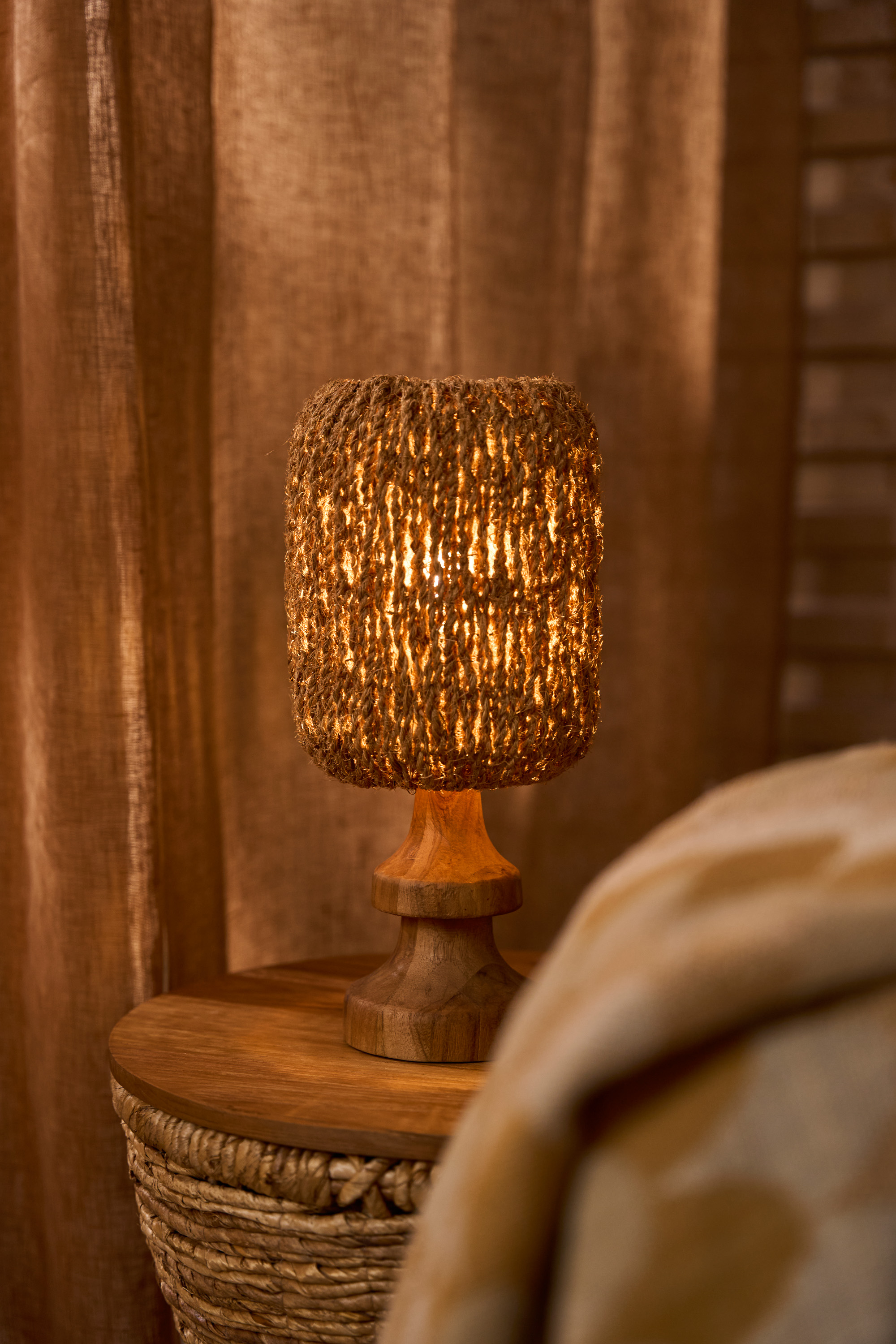 dBodhi Ivy Table Lamp