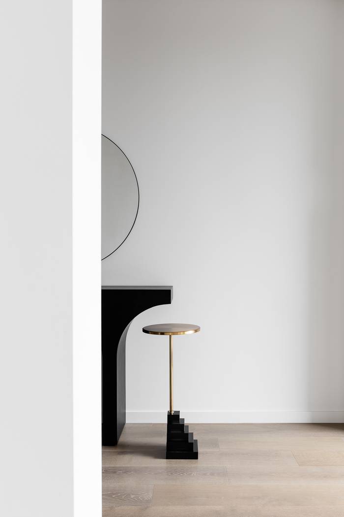 Solum Side Table
